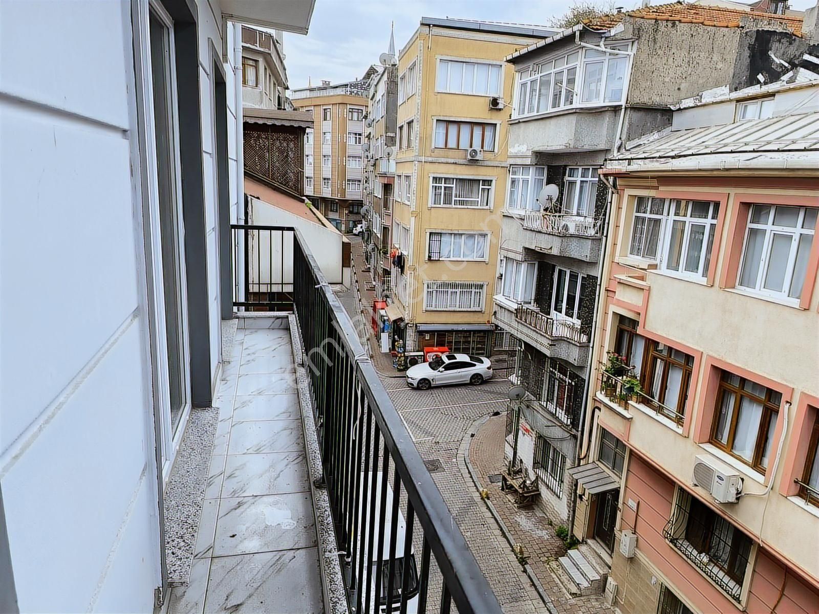 Fatih'in Kalbinde Satılık Sıfır 2+1 Modern Fırsat Daire - Görsel 14