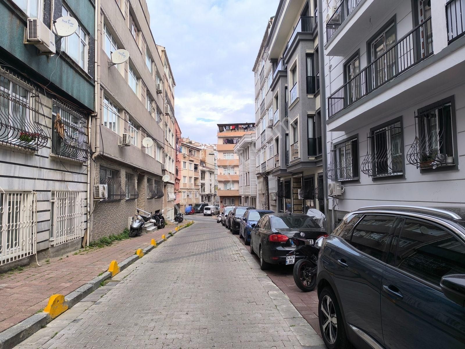 Fatih'in Kalbinde Satılık Sıfır 2+1 Modern Fırsat Daire - Görsel 19