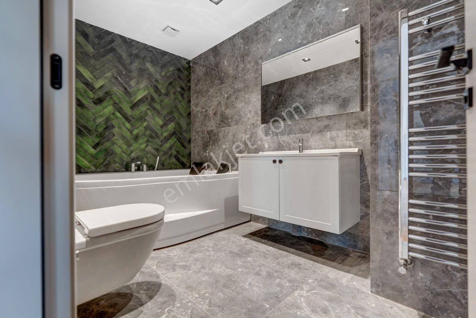 İstanbul Maltepe İdealtepe'de Satılık Ultra Lüks Çatı Dubleks - Görsel 2