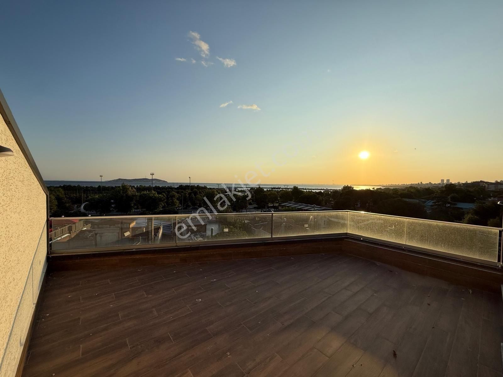 İstanbul Maltepe İdealtepe'de Satılık Ultra Lüks Çatı Dubleks - Görsel 25