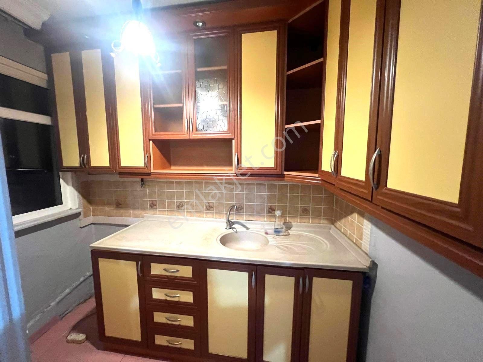 Seba'dan Kemalpaşa Mh 2+1 85m2 Metrobüse Yakın Kiralık Daire - Görsel 22