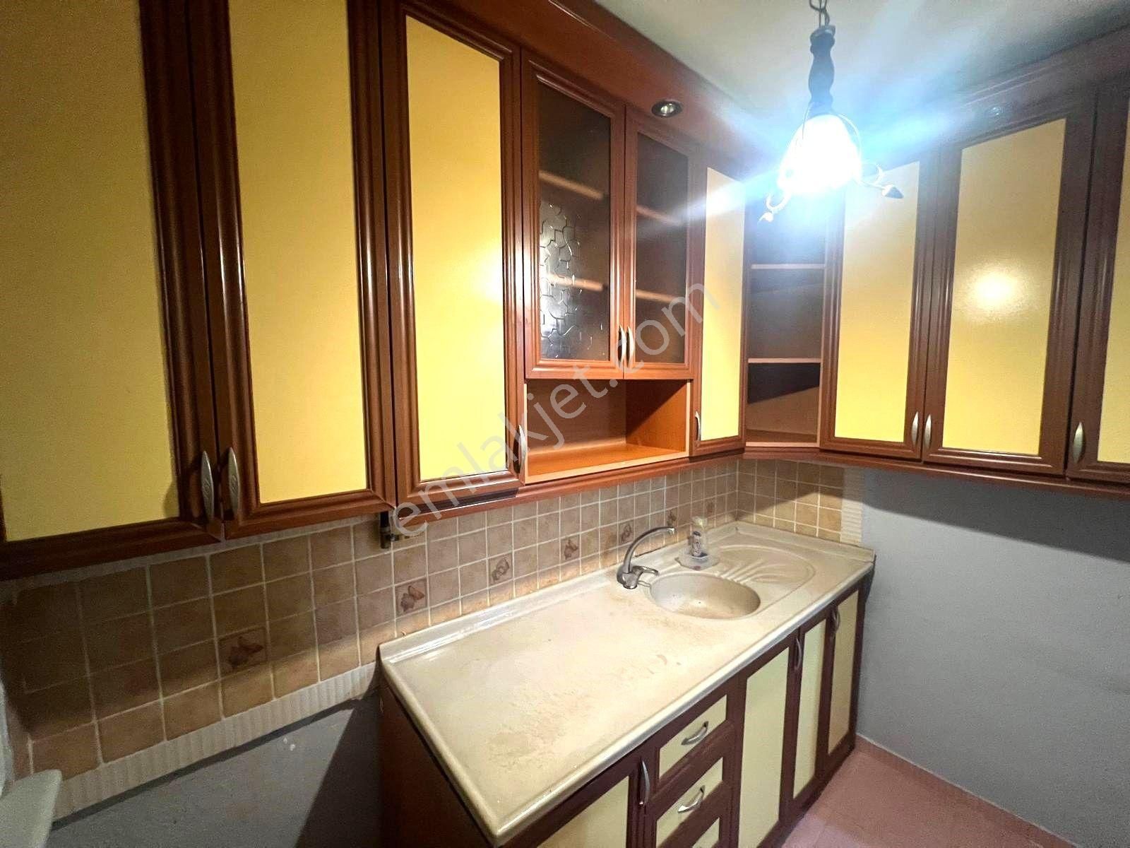 Seba'dan Kemalpaşa Mh 2+1 85m2 Metrobüse Yakın Kiralık Daire - Görsel 28