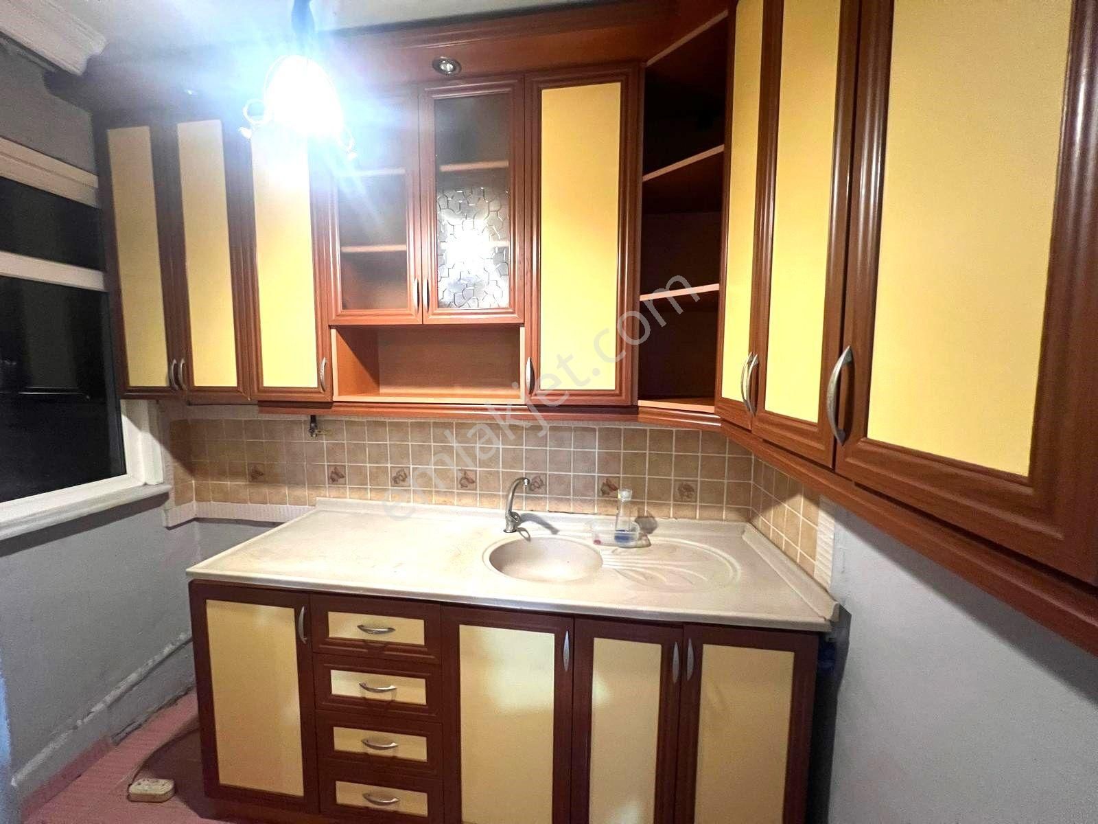 Seba'dan Kemalpaşa Mh 2+1 85m2 Metrobüse Yakın Kiralık Daire - Görsel 27