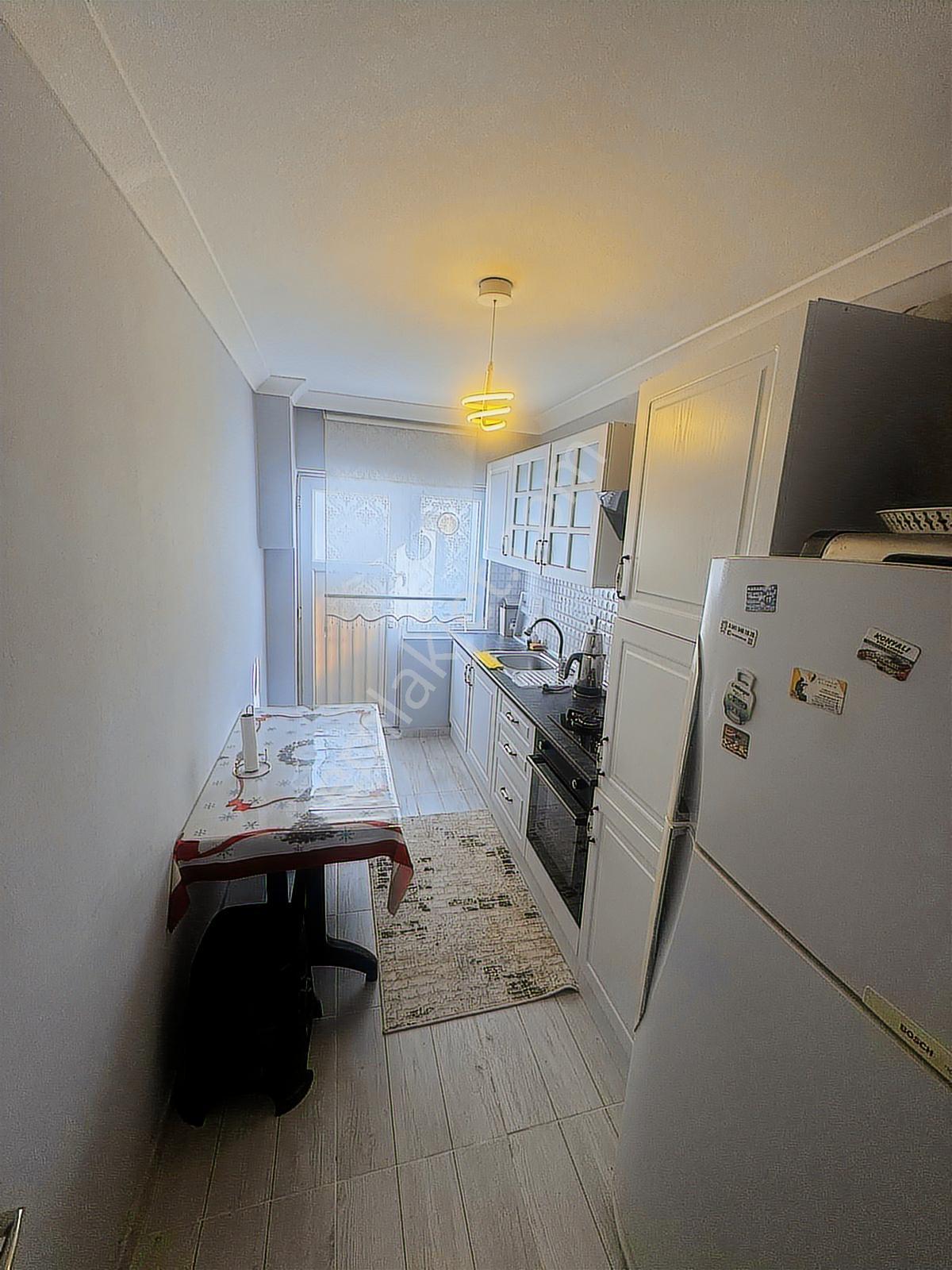 520 Gayrimenkulden Merkezde Eşyalı Bakımlı 2+1 Daire Satılık - Görsel 8