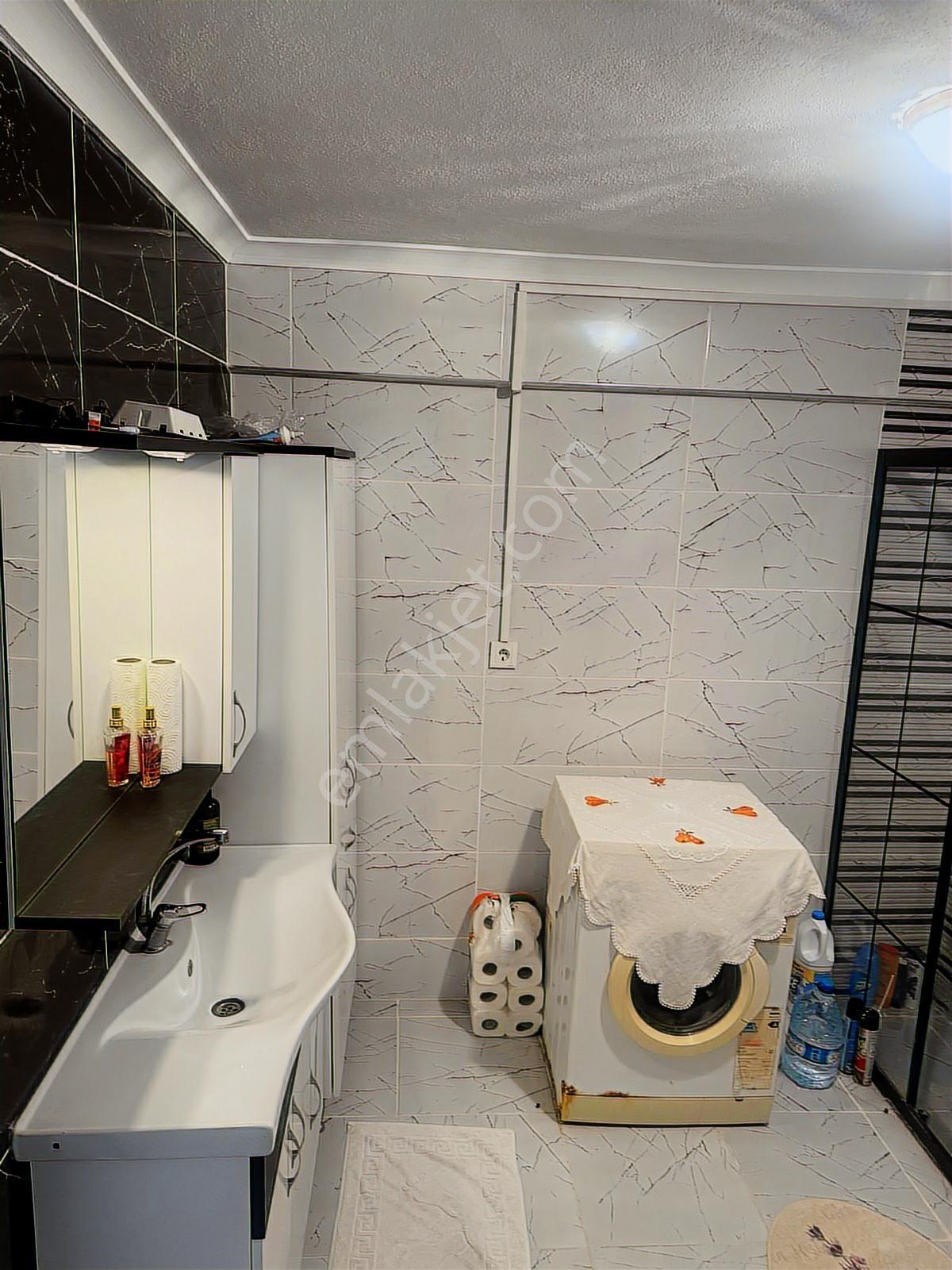 520 Gayrimenkulden Merkezde Eşyalı Bakımlı 2+1 Daire Satılık - Görsel 11