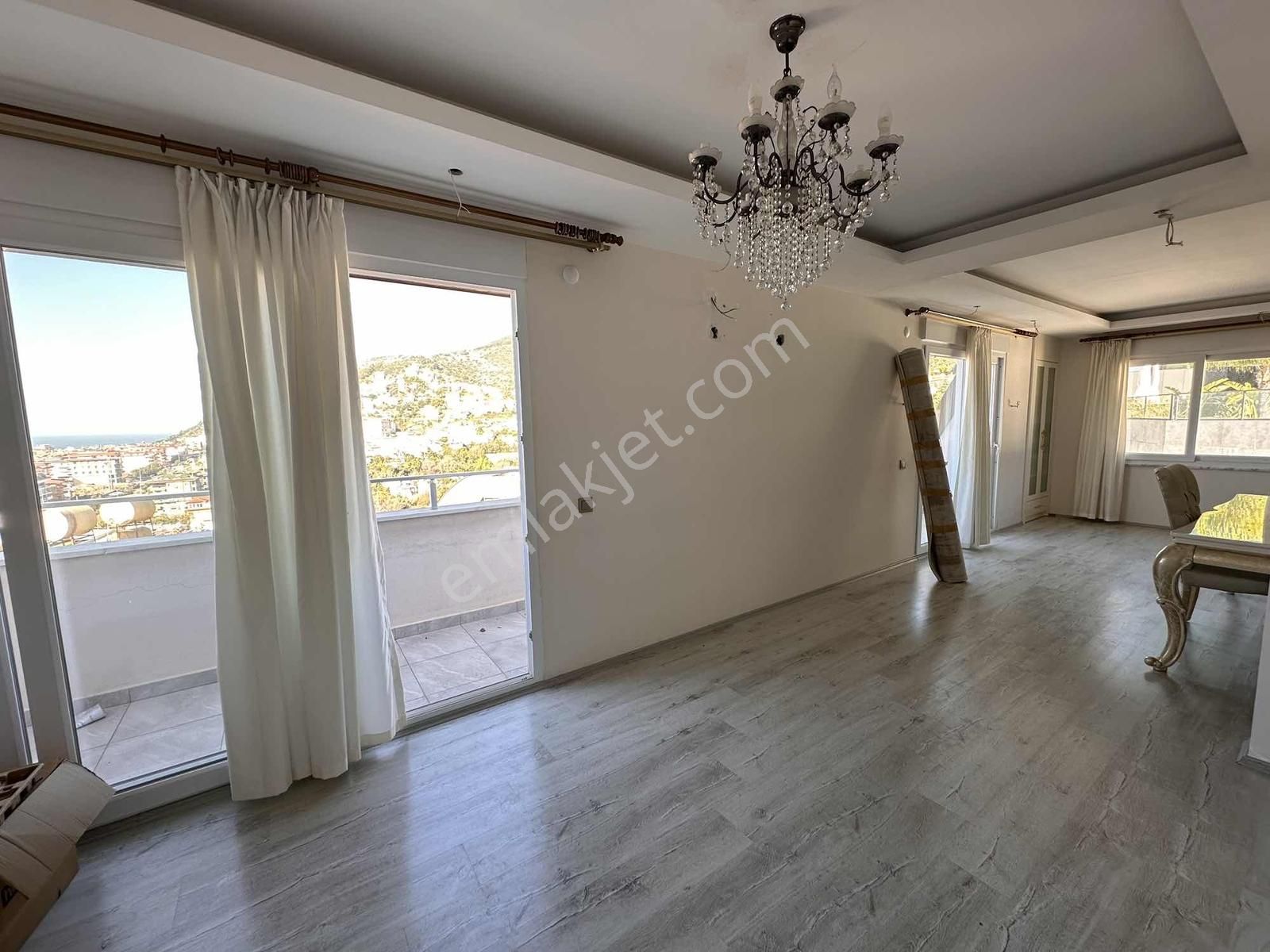 Alanya/küçükhasbahçe Mah.kiralık 4+1 Dubleks Ev - Görsel 32