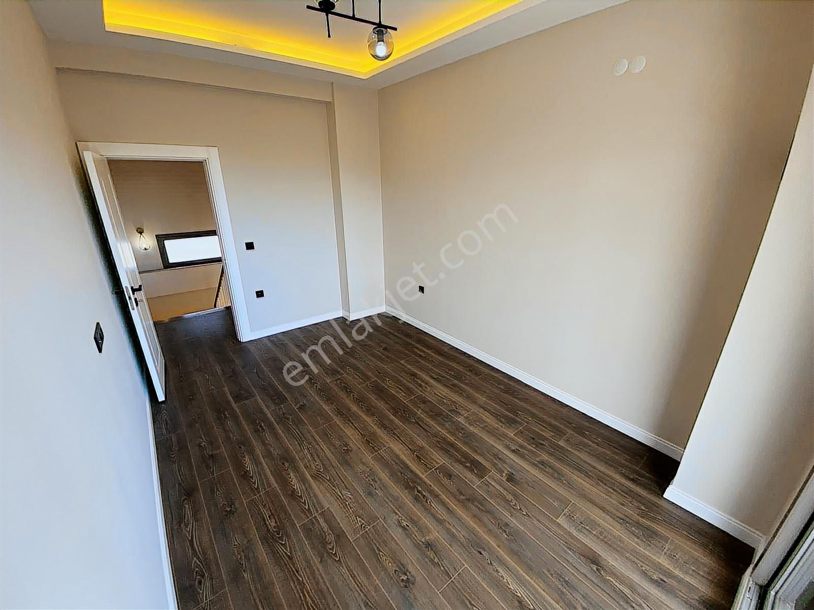 Eu Gayrimenkulden Girişte Odalı Havuzlu 4+1 Tek Müstakil Villa - Görsel 23