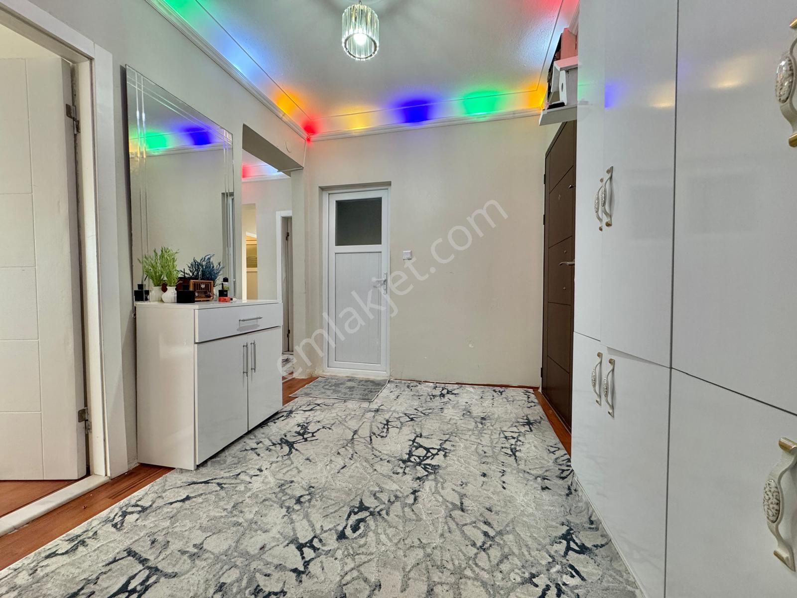 Kalecik Emlak'tan E.banyolu Çift Asansörlü 4+1dublex Teras Balkon - Görsel 16