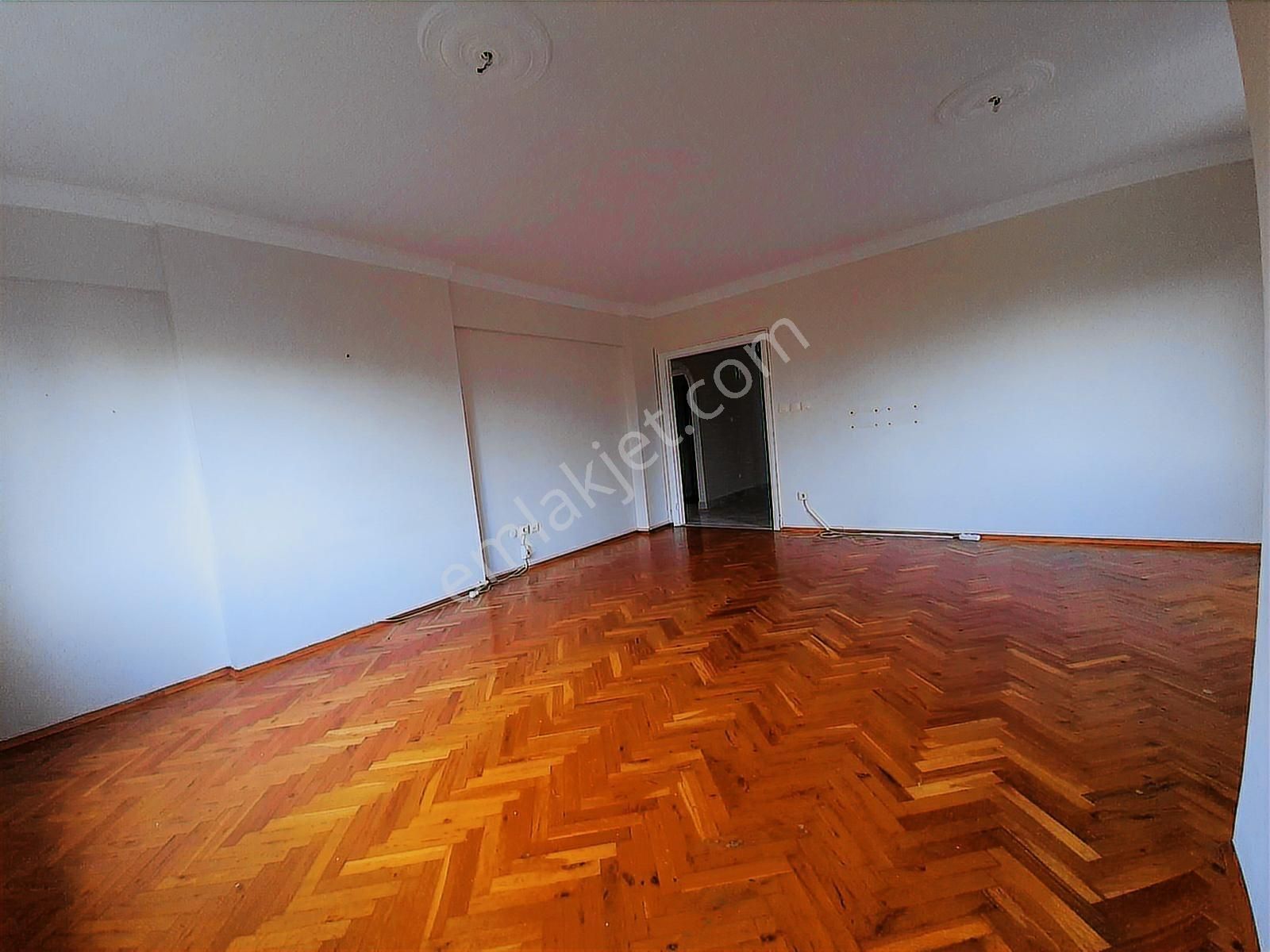 Kozyatağı Central Hospital Yakını 3+1 Kiralık Daire - Görsel 2