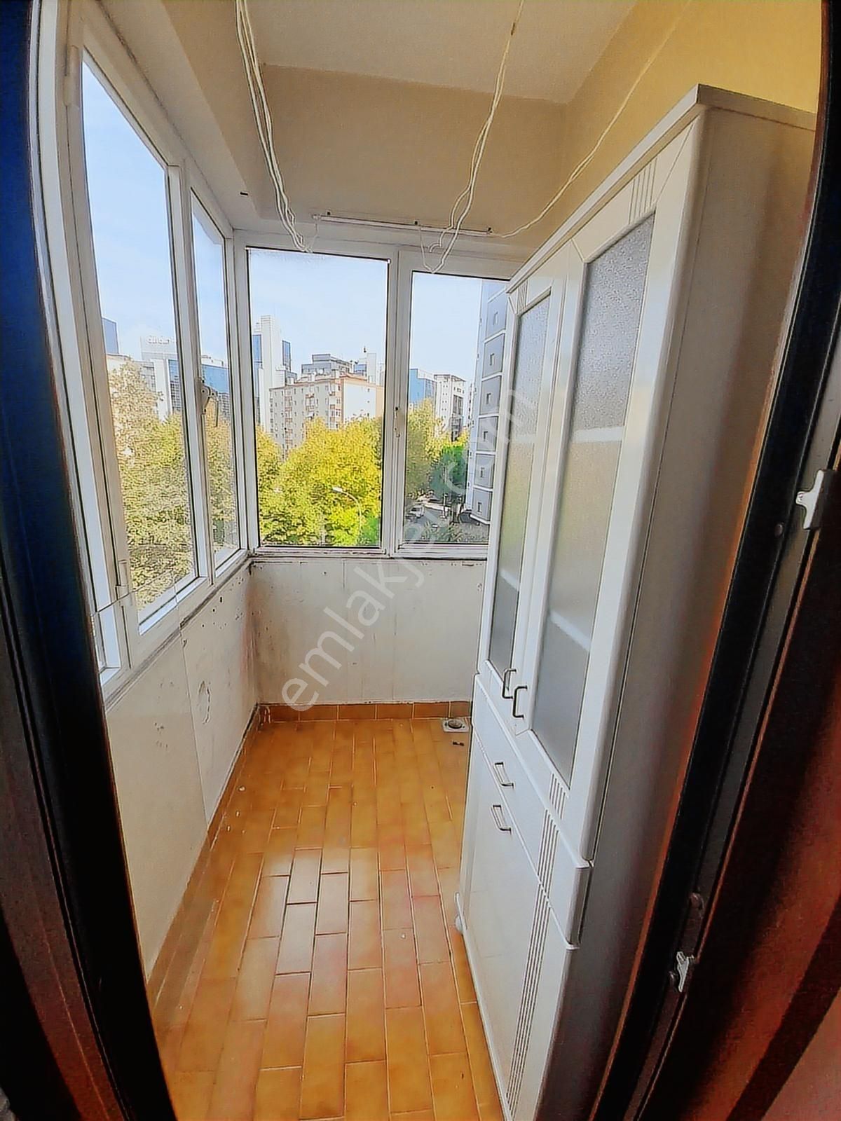 Kozyatağı Central Hospital Yakını 3+1 Kiralık Daire - Görsel 32