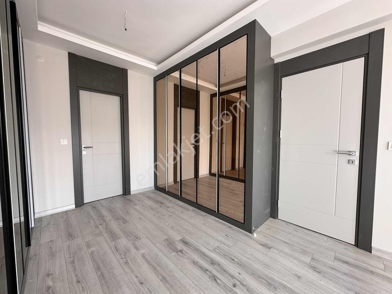 Yenimahalle Susuz Cumhuriyet Göksu Satılık 4+1 Lüks Daire - Görsel 18