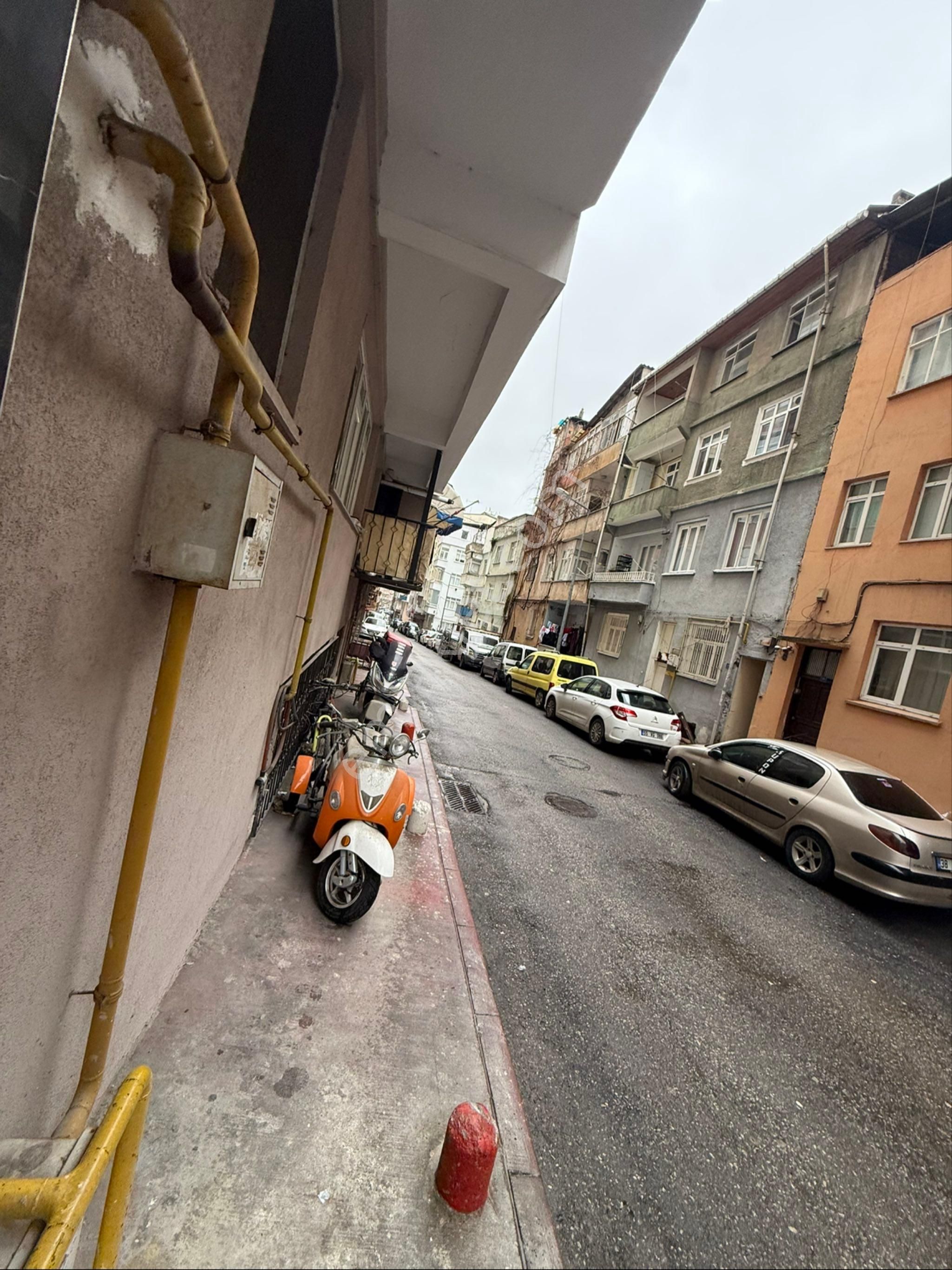 Rasathane Mahallesinde İci Temiz Satılık Daire - Görsel 22