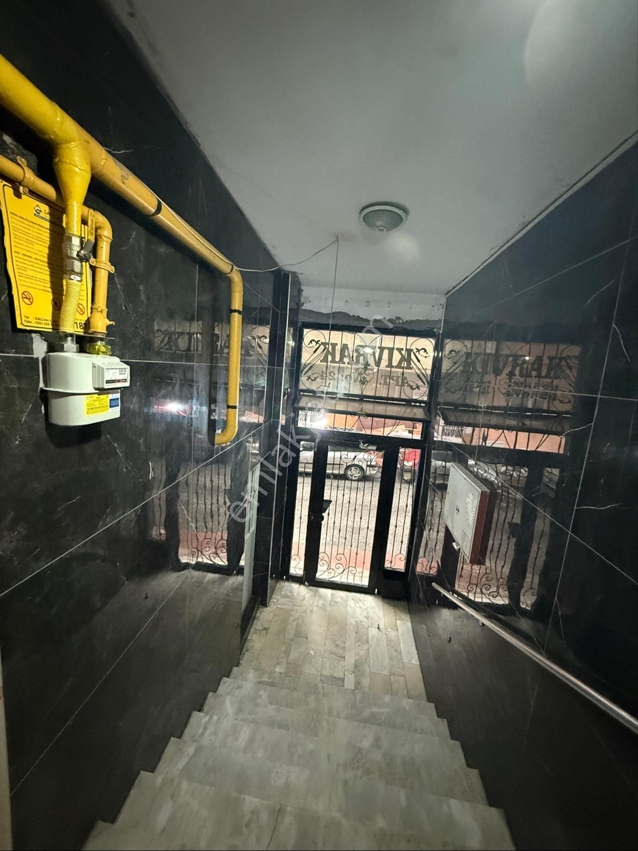 Rasathane Mahallesinde İci Temiz Satılık Daire - Görsel 20