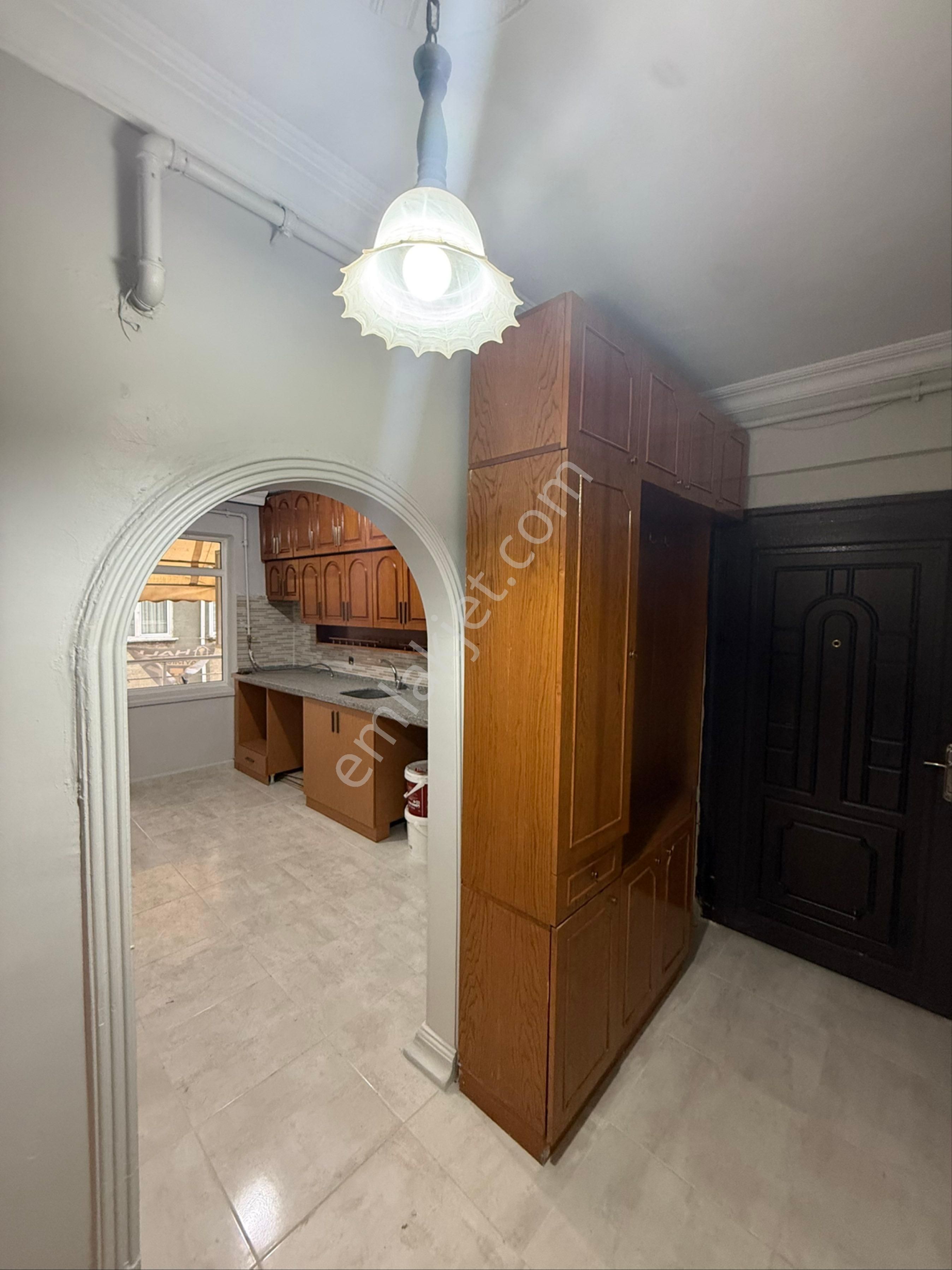 Rasathane Mahallesinde İci Temiz Satılık Daire - Görsel 5