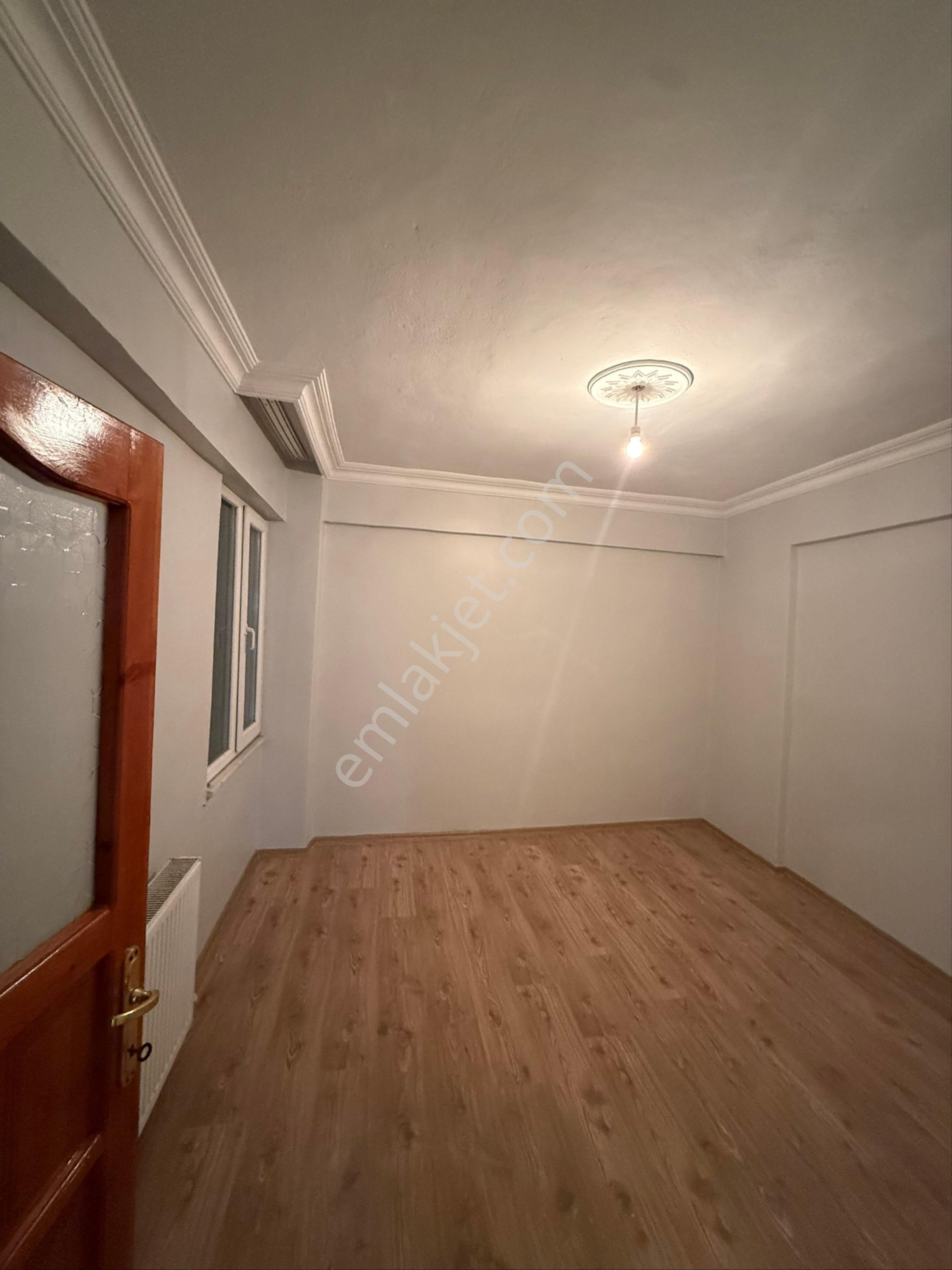 Rasathane Mahallesinde İci Temiz Satılık Daire - Görsel 6