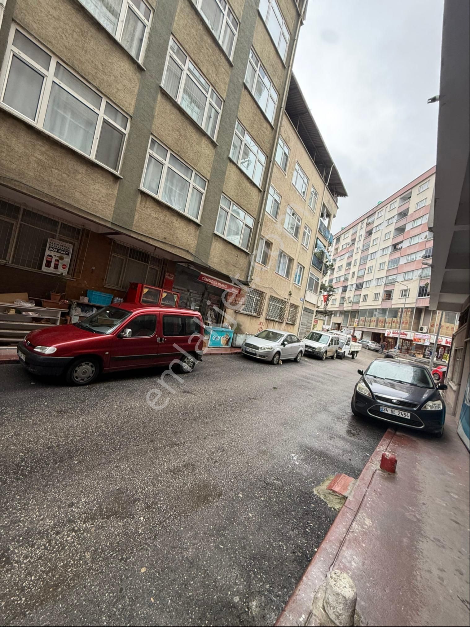 Rasathane Mahallesinde İci Temiz Satılık Daire - Görsel 23