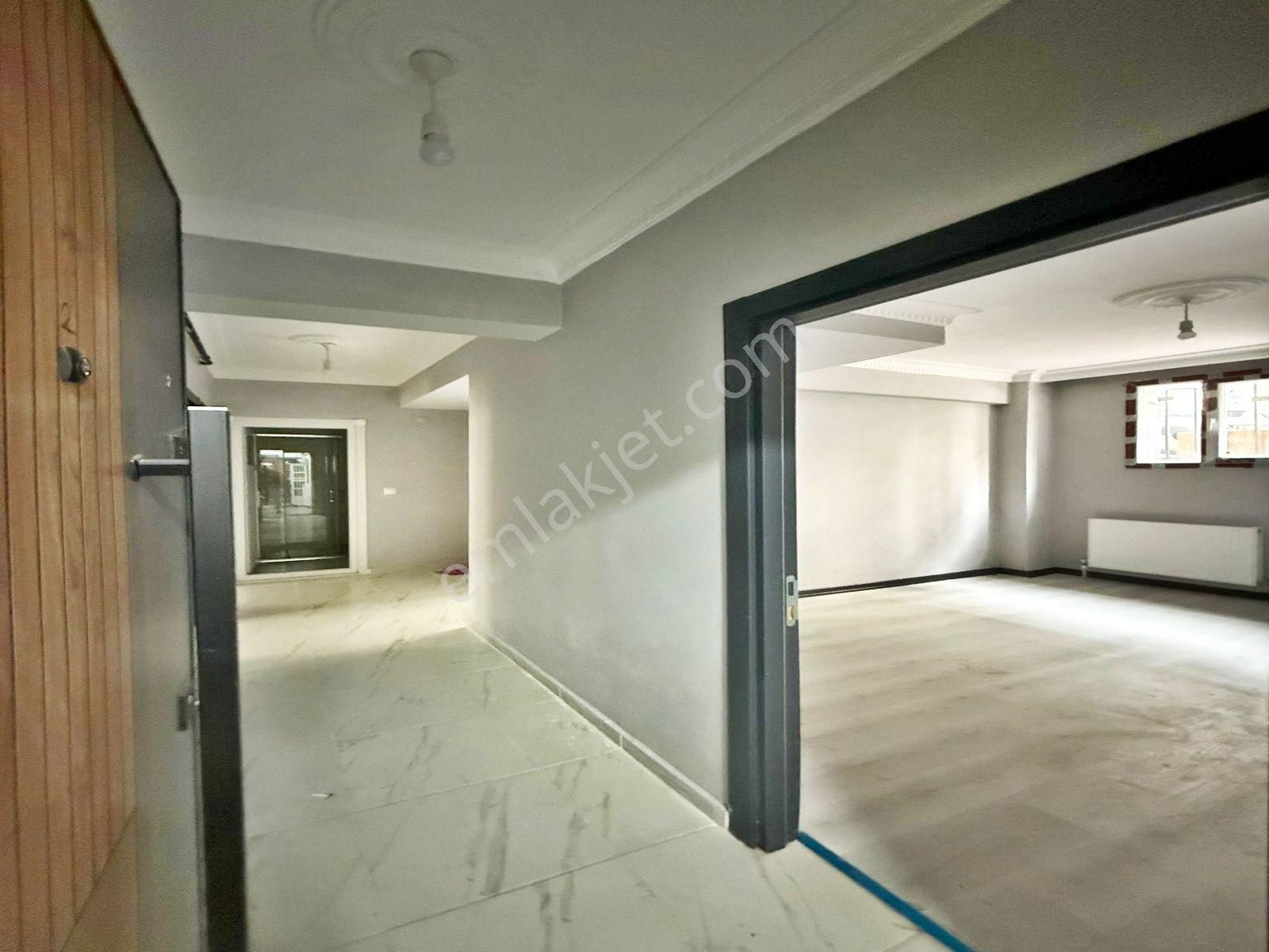 Giriş Katı Emsali Doğan Araslı Bulvarında Bahçeli Geniş Daire - Görsel 8