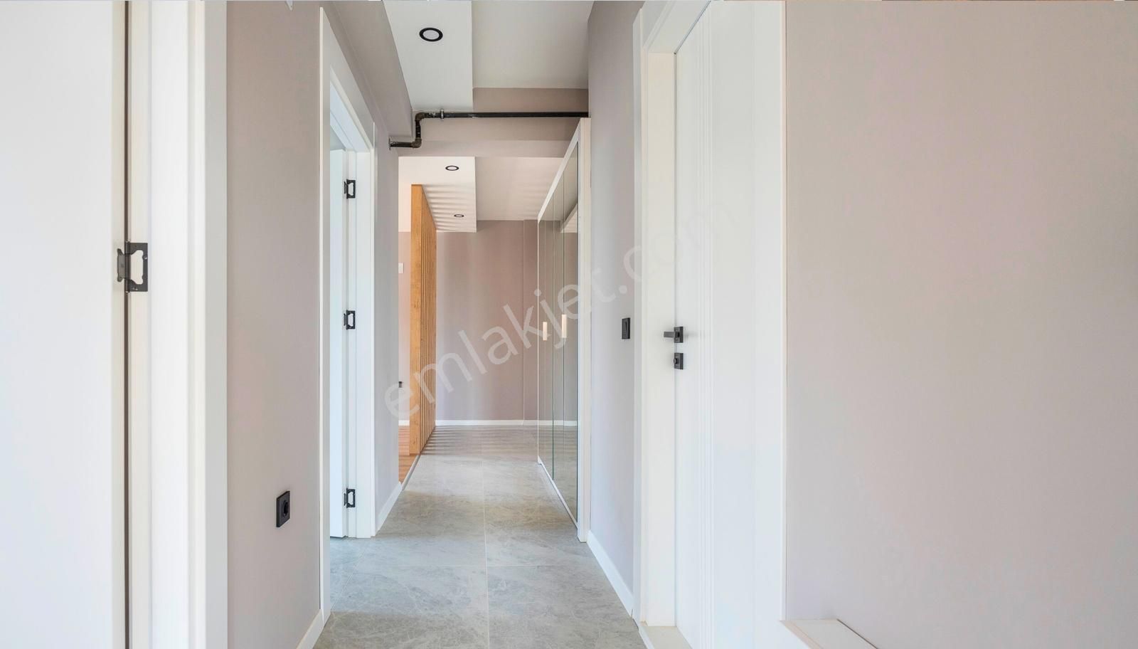 Cb Level'dan Prestijli Konum'da 2+1 Ayrı Mutfak Kiralık Daire - Görsel 3
