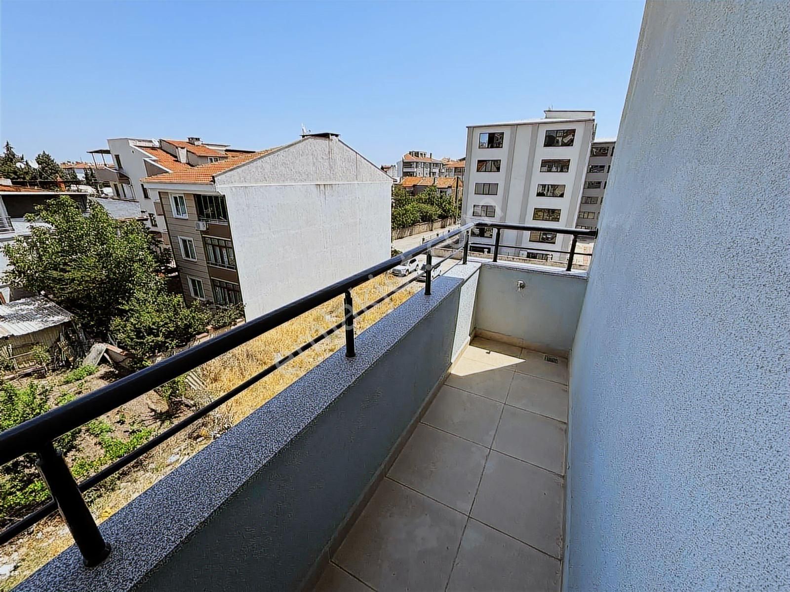 Nova Grup'tan Nef'e Yürüme Mesafesi Ayrı Mutfak Eşyalı 1+1 Daire - Görsel 4