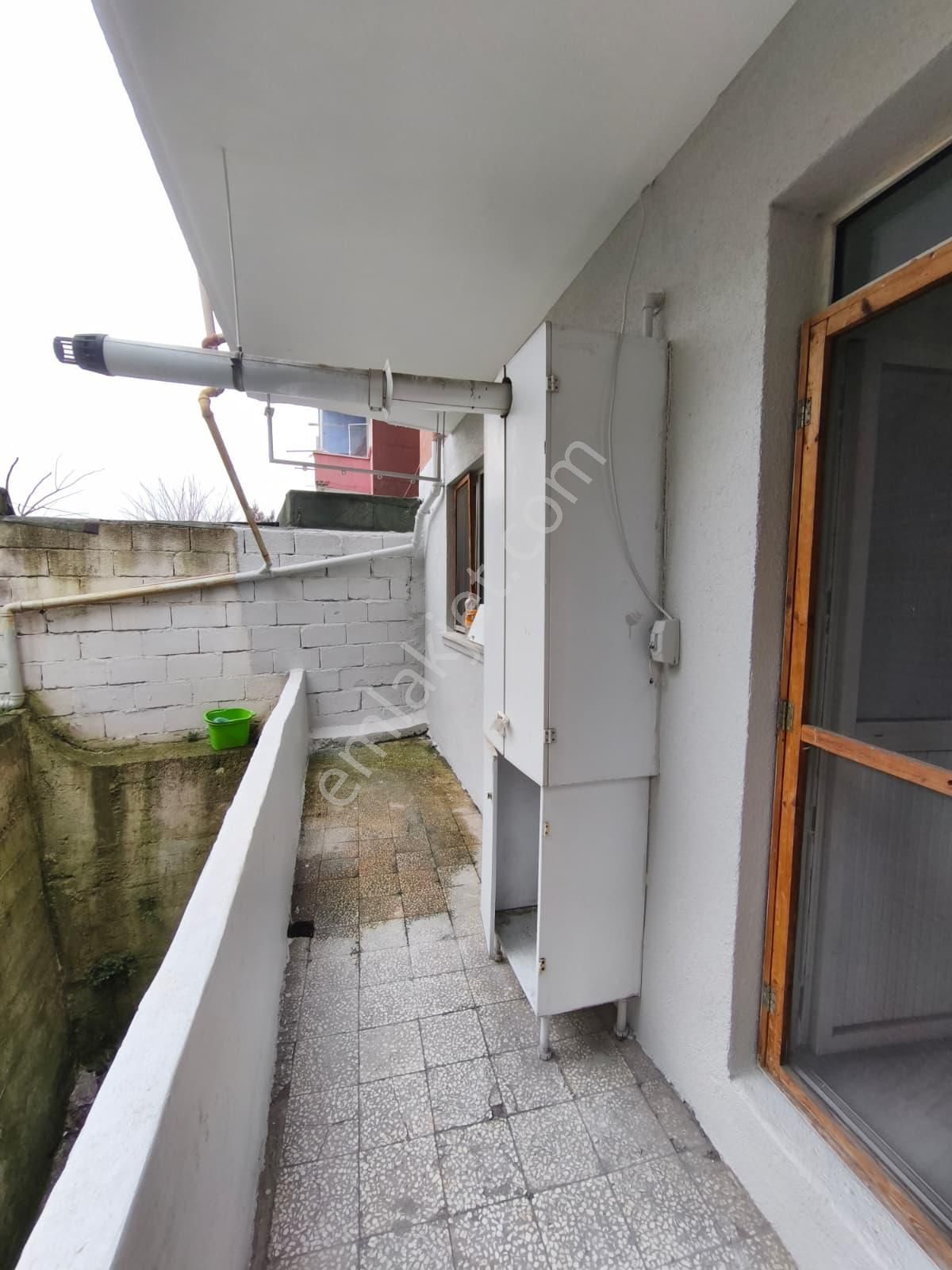 Eyüp Nişancı Mh.metrobüse 2dk , 2+1 , 85m2 , Kredili , Bahçe Katı ( Arka Cephe ) - Görsel 6