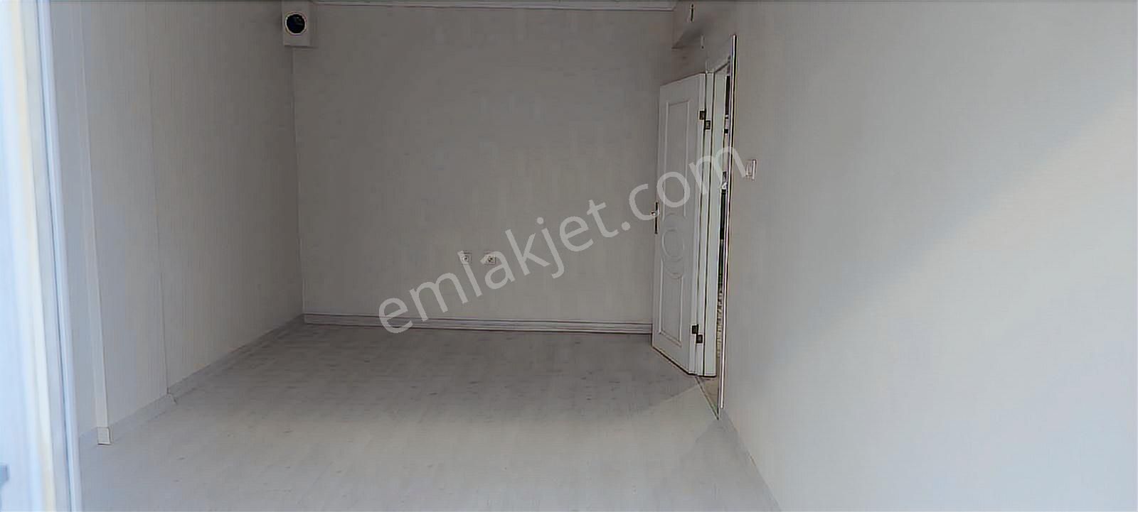 Gaziosmanpaşa Küçükköy'de 2+1 Kiralık Yenilenmiş Daire - Görsel 16