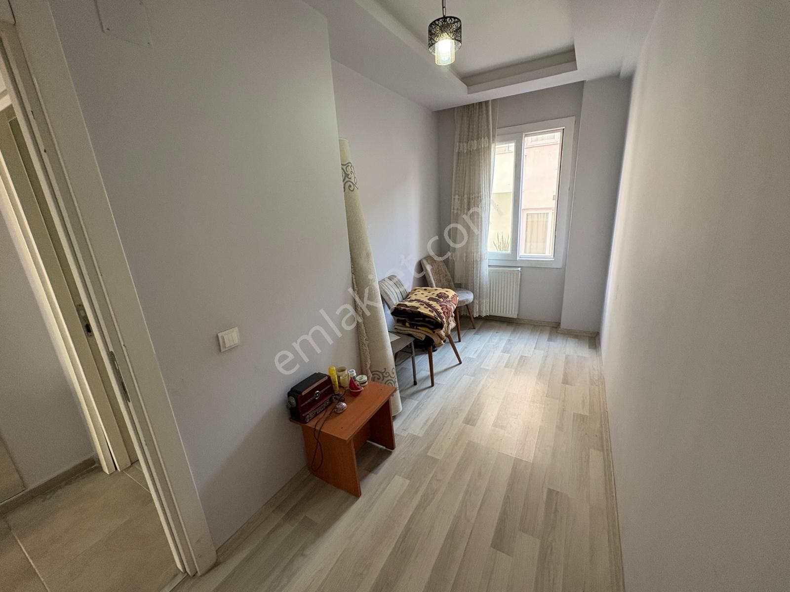 Prestij'den Sağlık'ta Asansörlü Geniş Oturumlu 2+1 Daire - Görsel 6