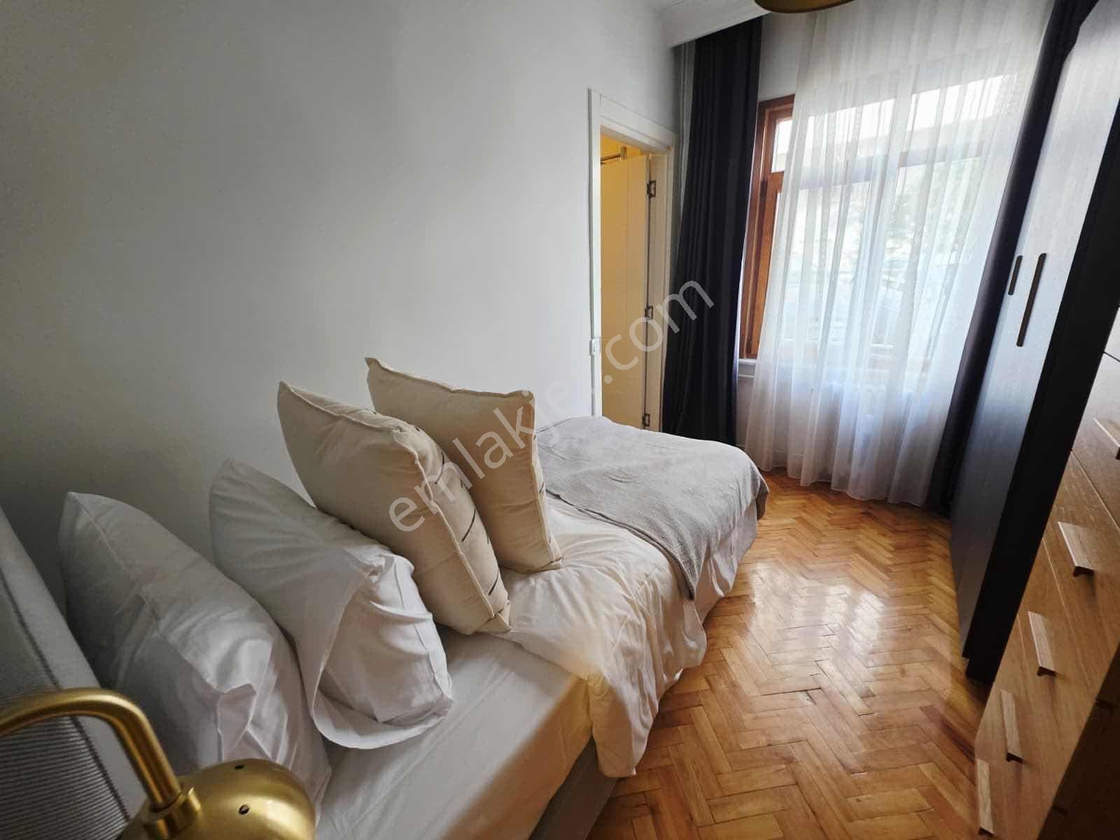 Nisbetiye Engin Sitesi Full Eşyalı 3+1 Kiralık Daire - Görsel 25