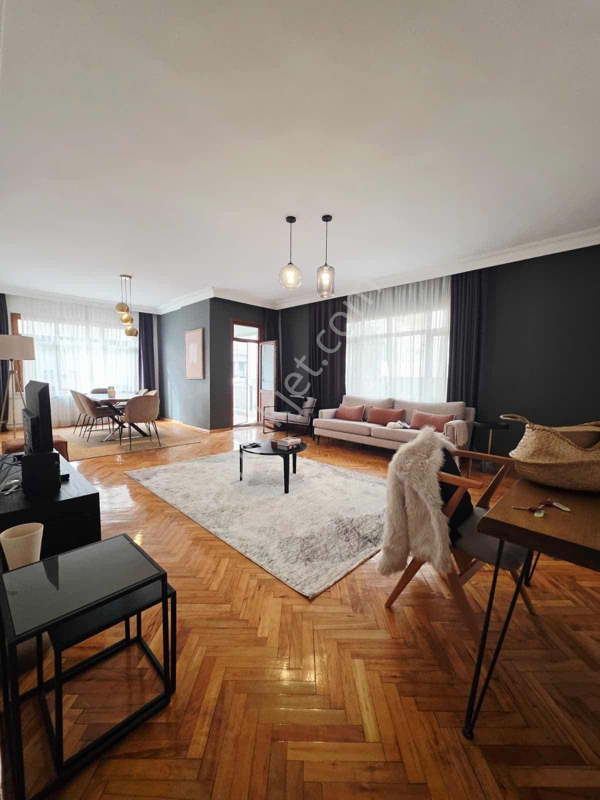 Nisbetiye Engin Sitesi Full Eşyalı 3+1 Kiralık Daire - Görsel 13