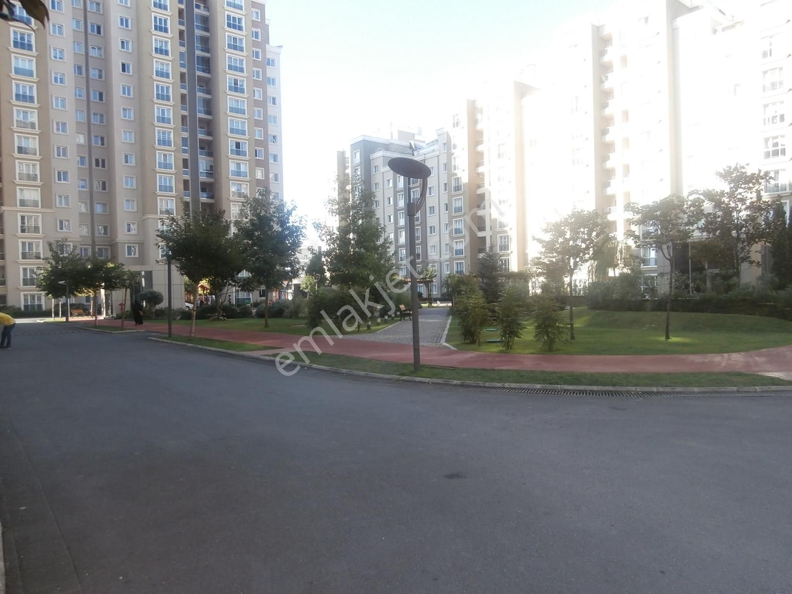 Çiğdem Emlak,dan Sahılpark Evlerinde Satılık 2+1 Daiere - Görsel 5