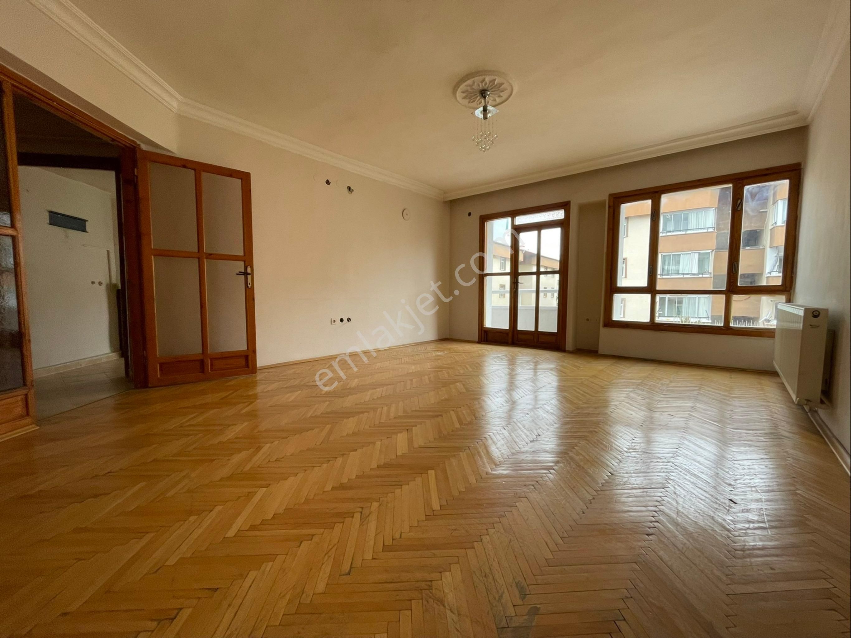 Sincan E.gazi Mah Site İçerisi 3+1 Ara Kat Ön Cephe Kiralık Daire - Görsel 15