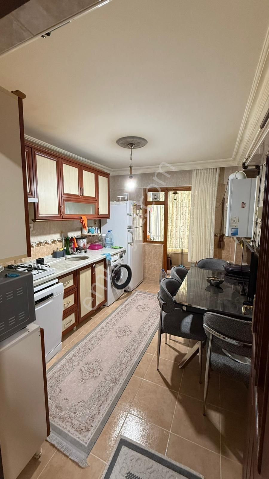 Karapürçek'te Köroğlu Parkı Yakını 3+1 Kiralık Daire