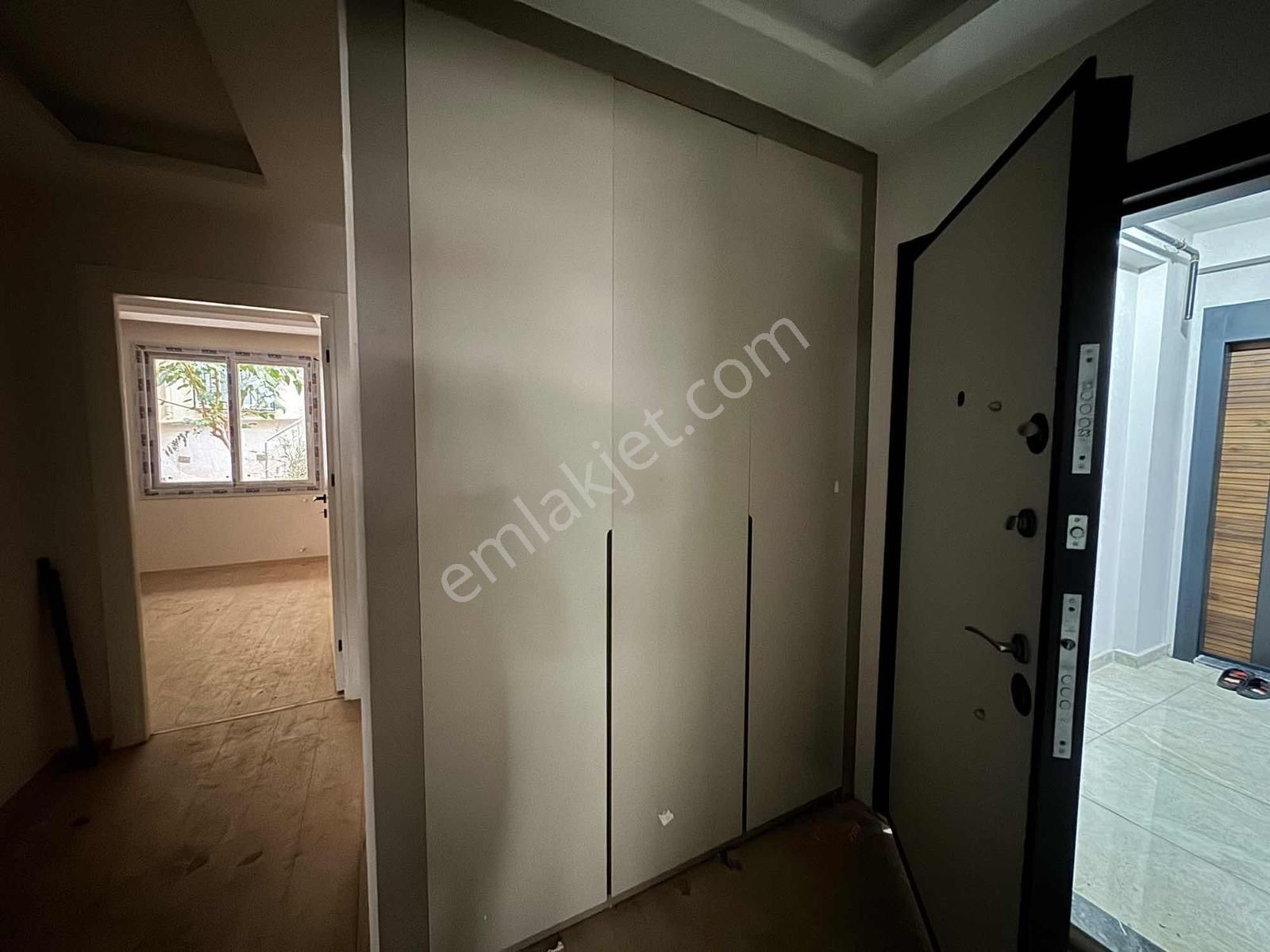Metin Gayrimenkul'den Bahçelievler Mah Mustakil Tadında Kiralık - Görsel 4