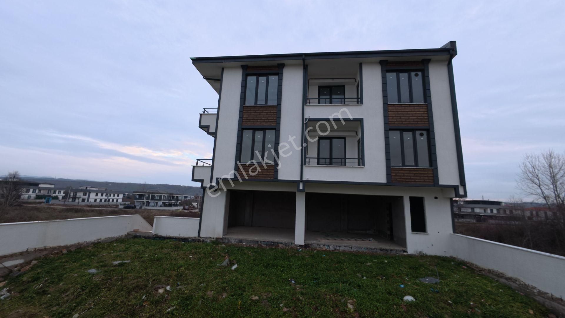 Sakarya Karasuda Satılık 2+1 Yeni Ve Modern Tasarım Daire