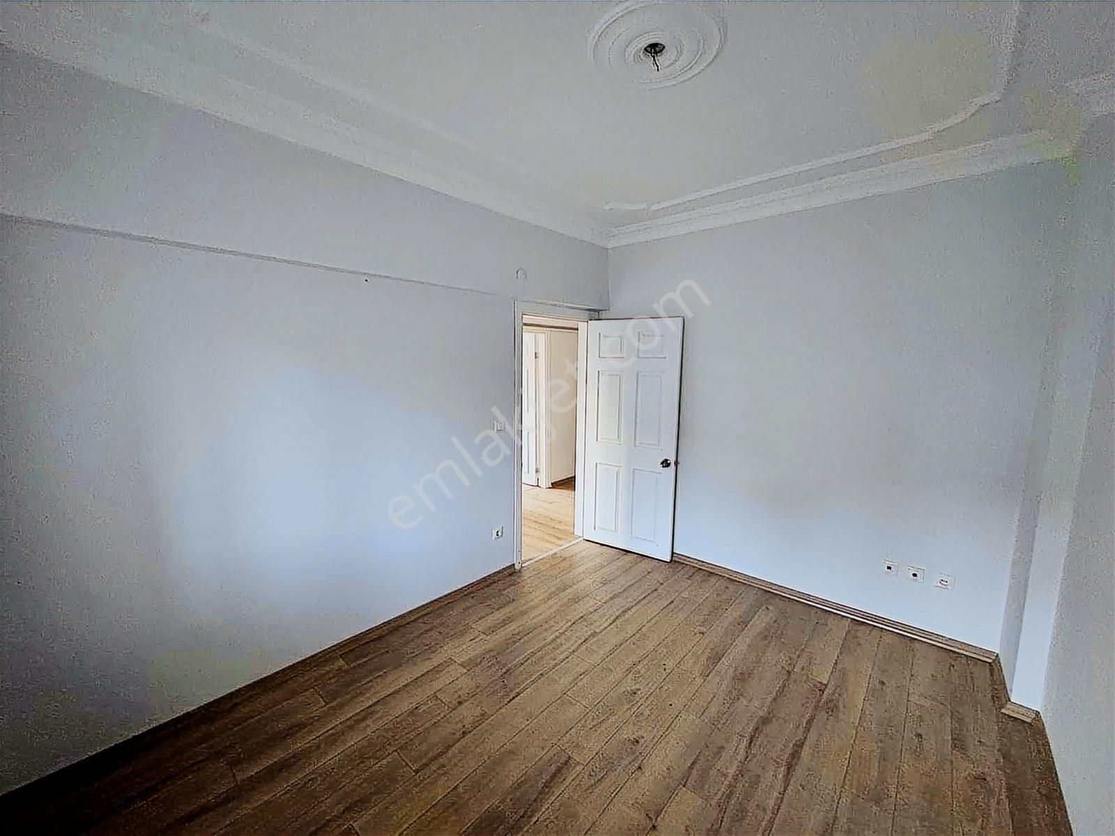 Aile Binasında 3+1 Kat Mülkiyetli 130 M2 Daire !!! - Görsel 13