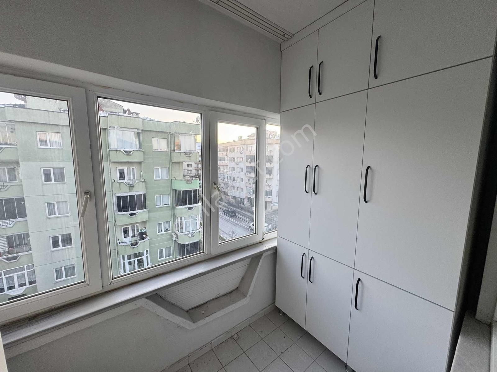 Aile Binasında 3+1 Kat Mülkiyetli 130 M2 Daire !!! - Görsel 32