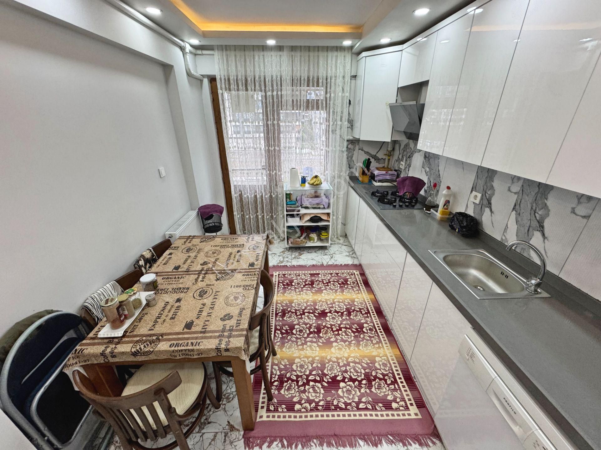🔴 Güç Gayrimenkul'den Akçay'da Ara Kat Kombili Masrafsız Geniş 3+1 Daire - Görsel 28