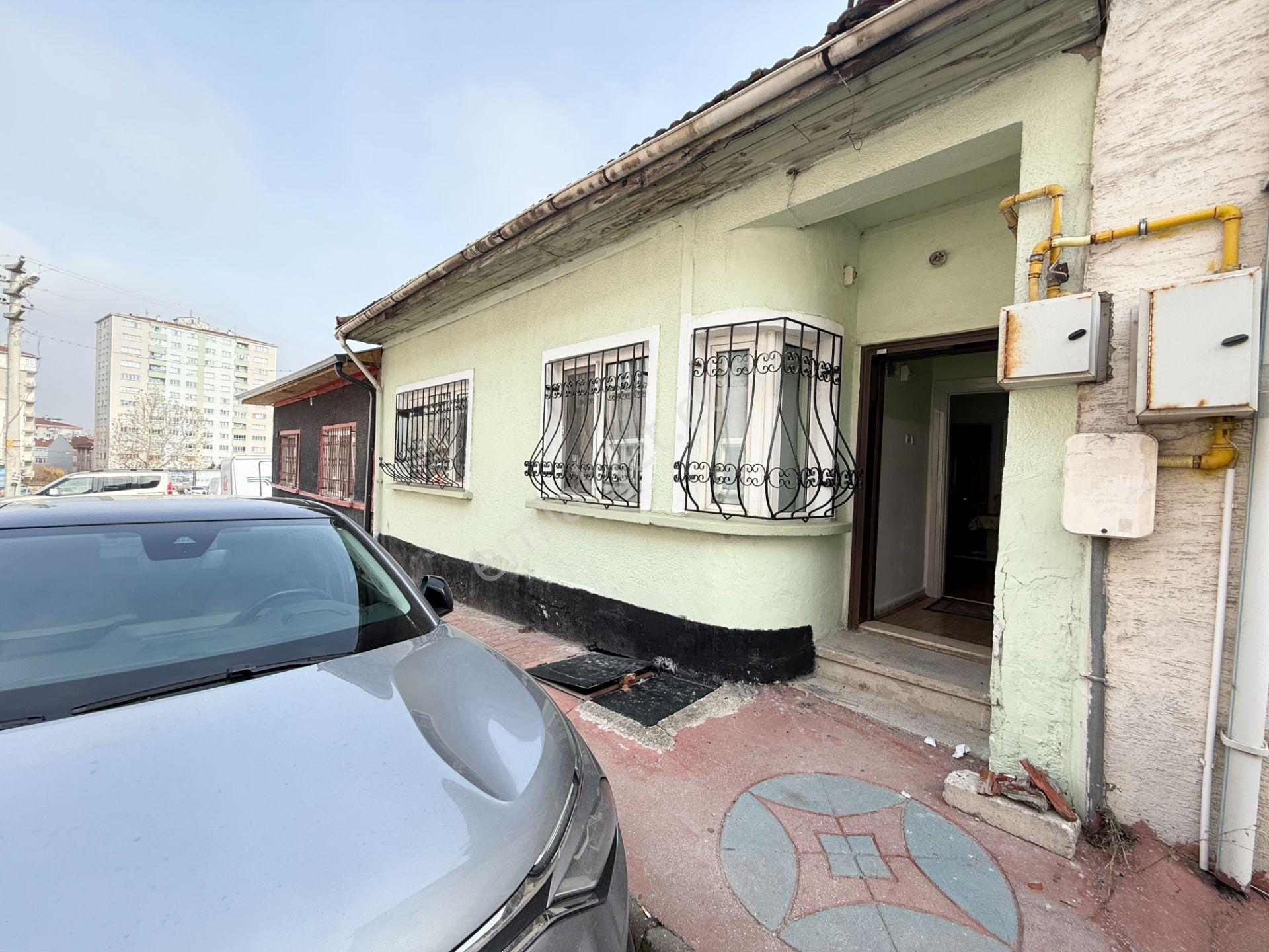 Özbey Emlaktan Odunpazarı Belediyesi Yanı Müstakil Ev - Görsel 26