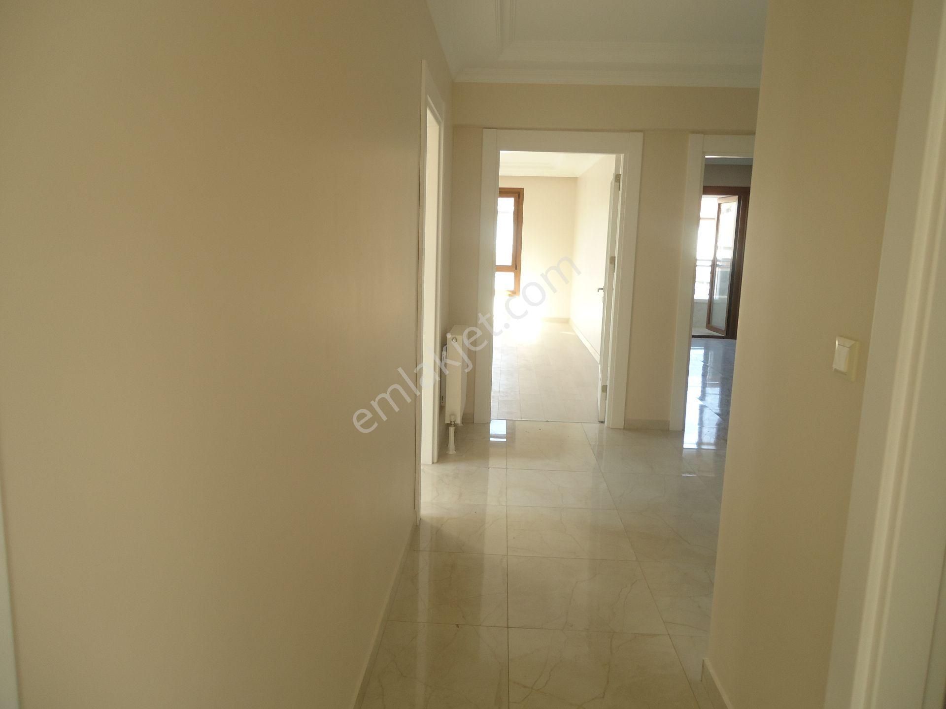 Aydınlıkevlerde Full Yapılı 3+1 Kiralık Daire Gizem Emlaktan - Görsel 29