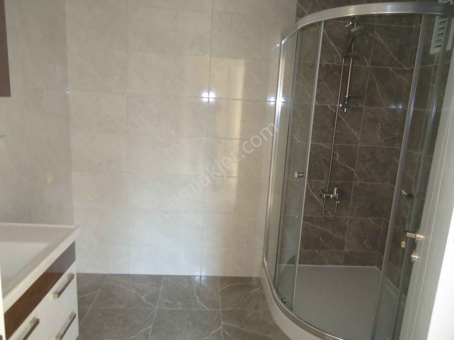 Aydınlıkevlerde Full Yapılı 3+1 Kiralık Daire Gizem Emlaktan - Görsel 17
