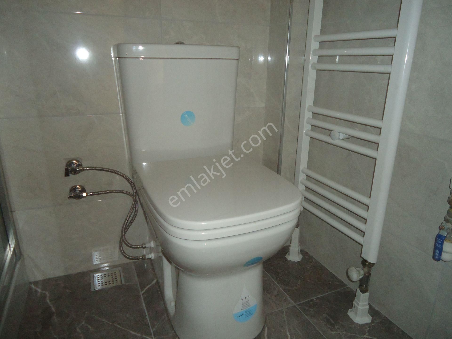 Aydınlıkevlerde Full Yapılı 3+1 Kiralık Daire Gizem Emlaktan - Görsel 19
