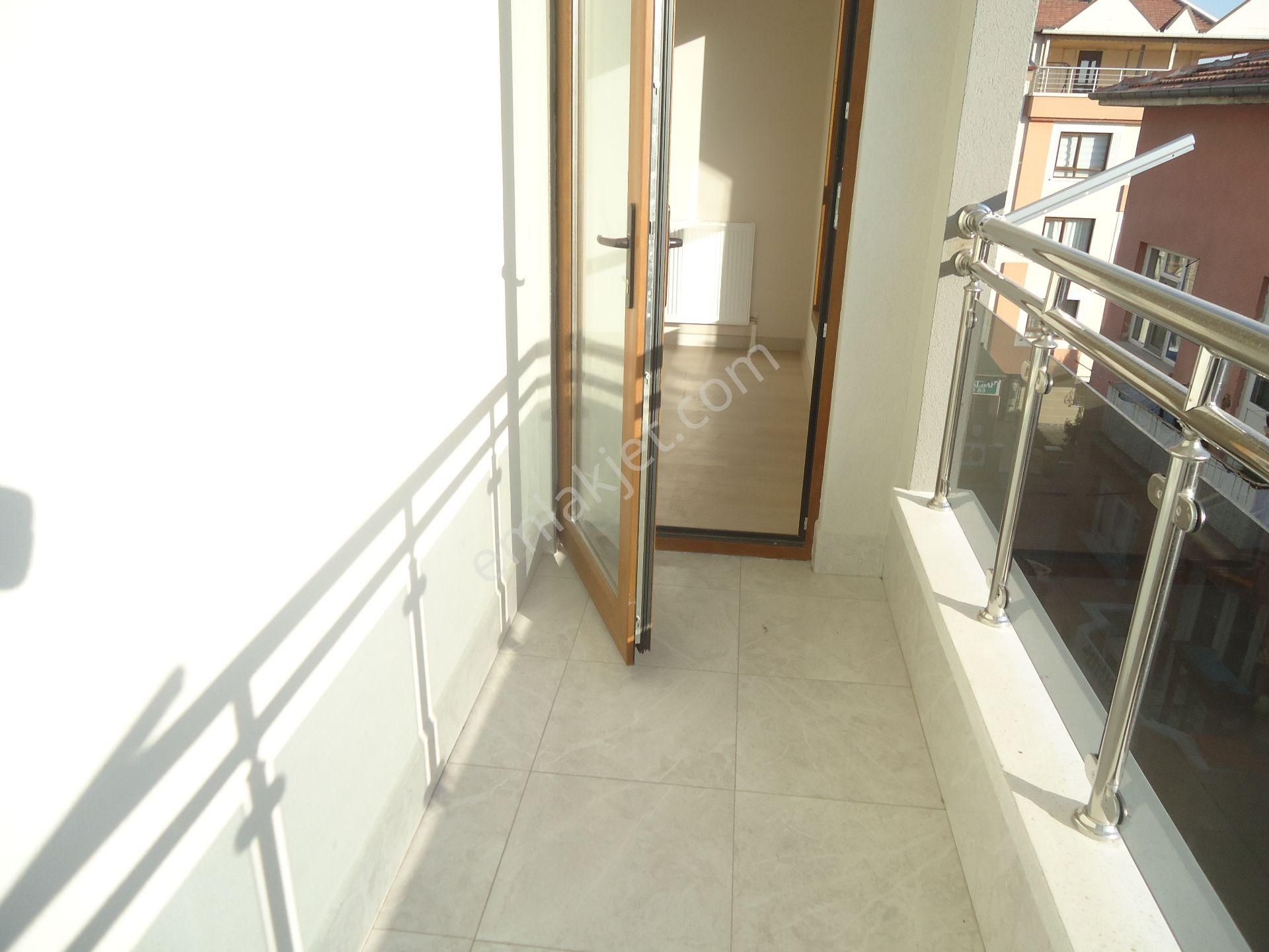 Aydınlıkevlerde Full Yapılı 3+1 Kiralık Daire Gizem Emlaktan - Görsel 27