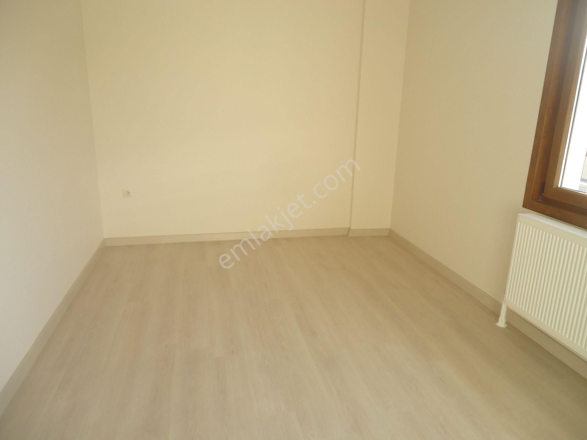 Aydınlıkevlerde Full Yapılı 3+1 Kiralık Daire Gizem Emlaktan - Görsel 22