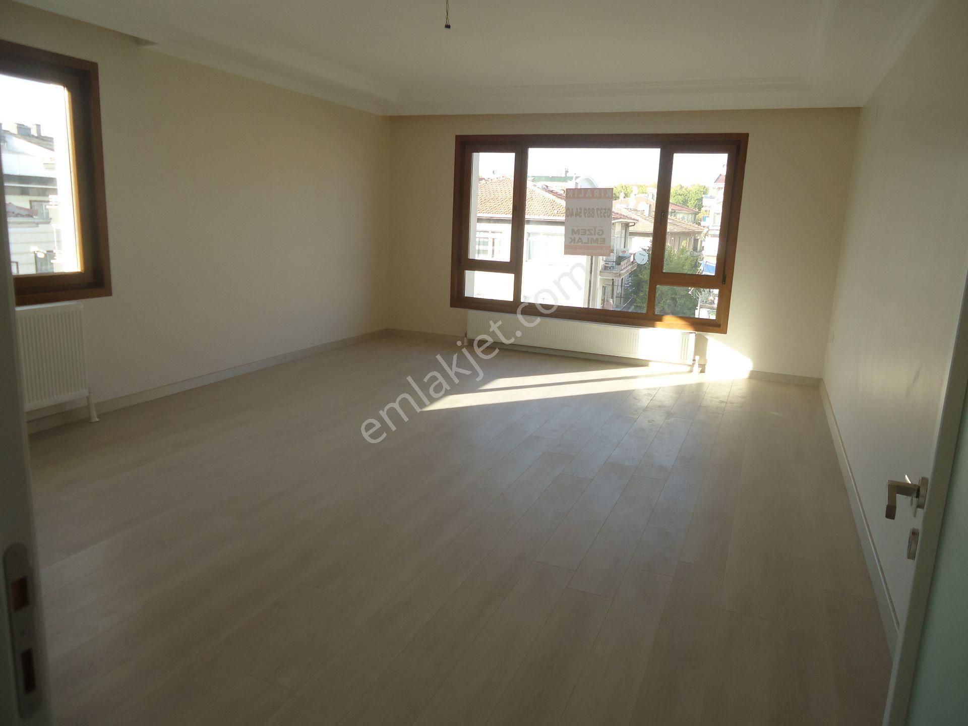 Aydınlıkevlerde Full Yapılı 3+1 Kiralık Daire Gizem Emlaktan