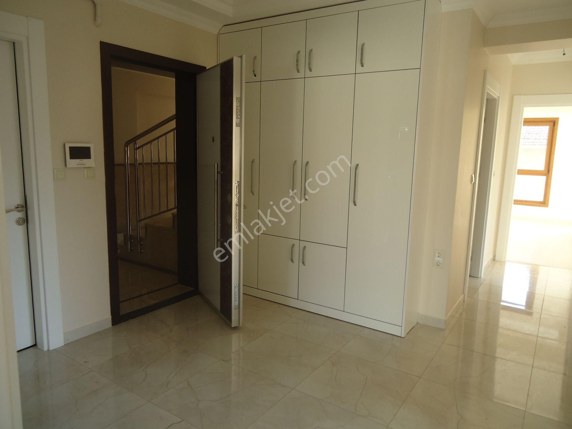 Aydınlıkevlerde Full Yapılı 3+1 Kiralık Daire Gizem Emlaktan - Görsel 3
