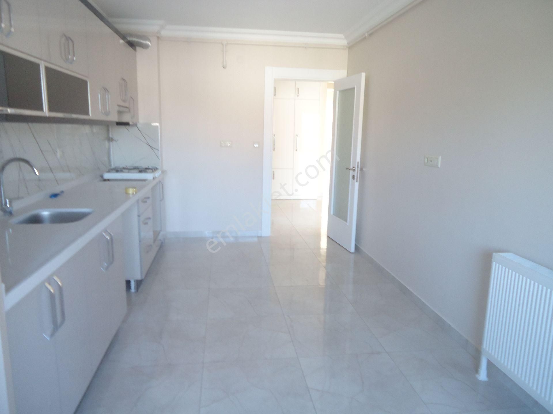 Aydınlıkevlerde Full Yapılı 3+1 Kiralık Daire Gizem Emlaktan - Görsel 5
