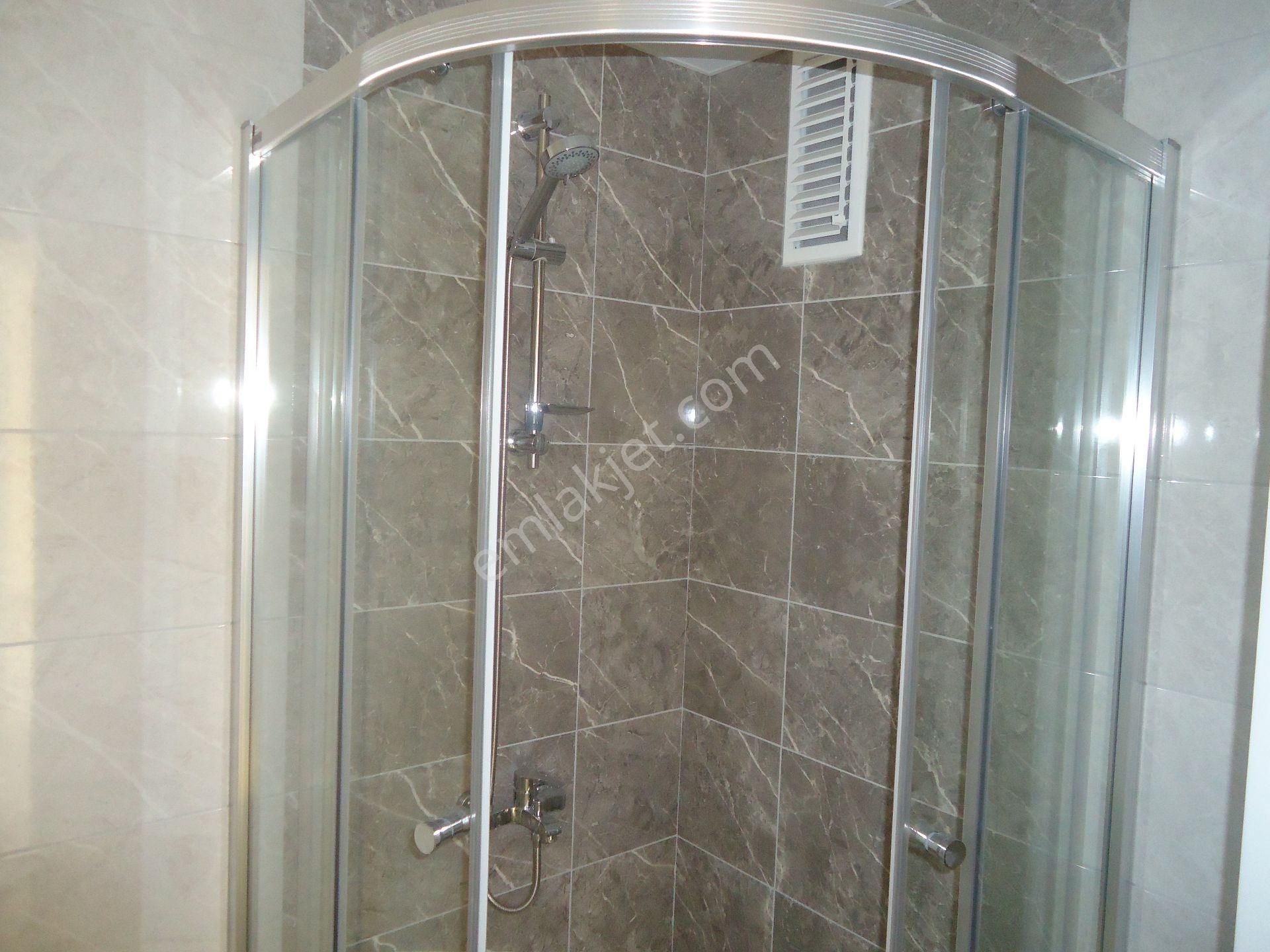 Aydınlıkevlerde Full Yapılı 3+1 Kiralık Daire Gizem Emlaktan - Görsel 18