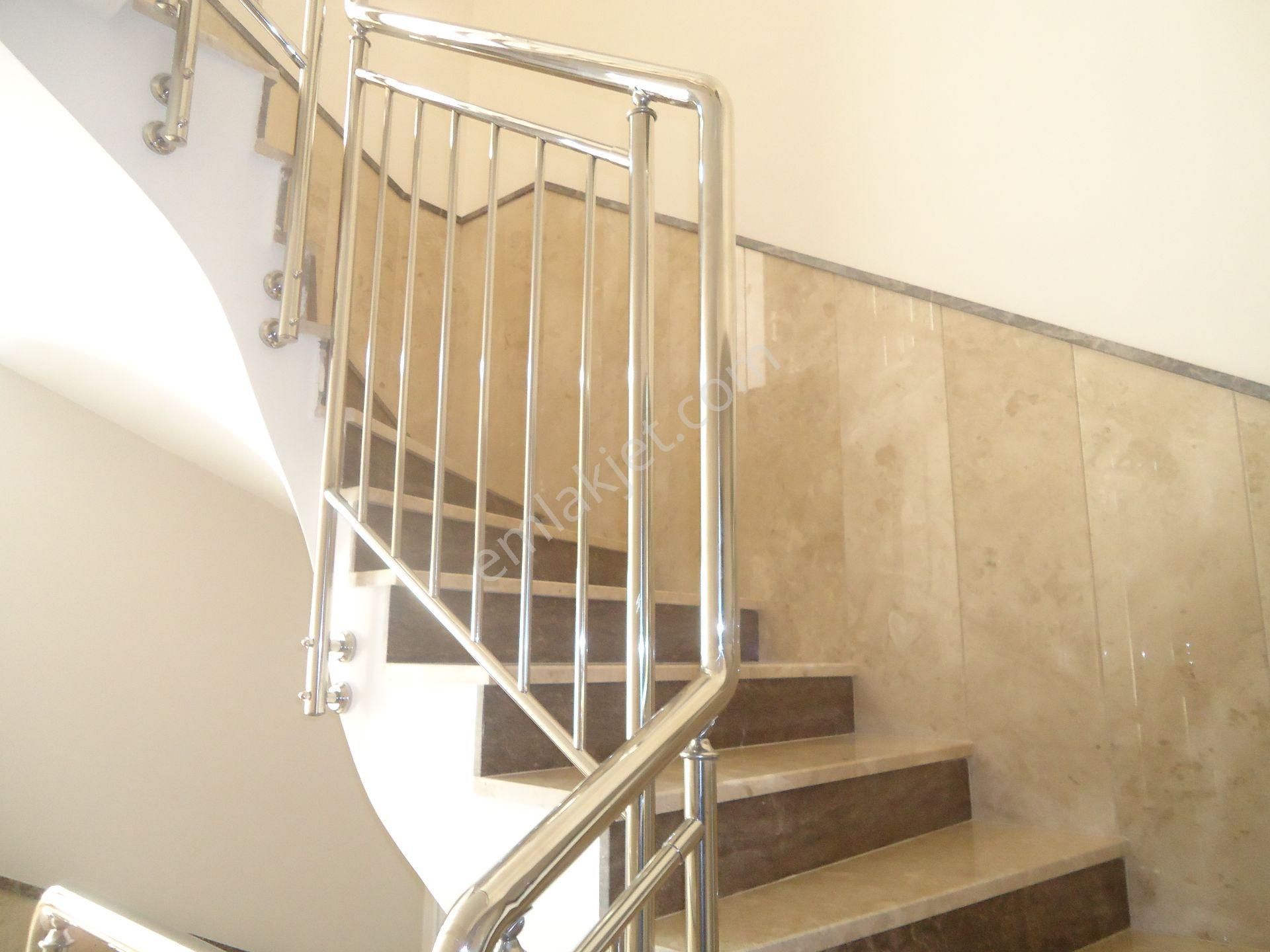 Aydınlıkevlerde Full Yapılı 3+1 Kiralık Daire Gizem Emlaktan - Görsel 33