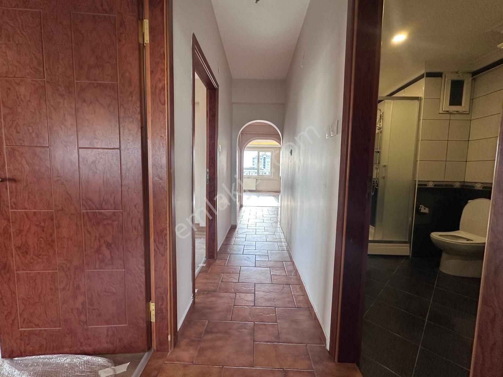 Met'den Bayar Cad. Koru Manzaralı 3+1 Çift Balkonlu Masrafsız - Görsel 30