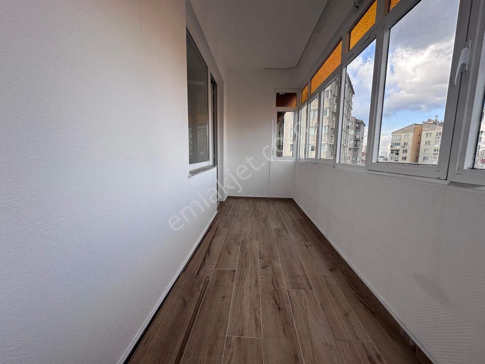 Met'den Bayar Cad. Koru Manzaralı 3+1 Çift Balkonlu Masrafsız - Görsel 27