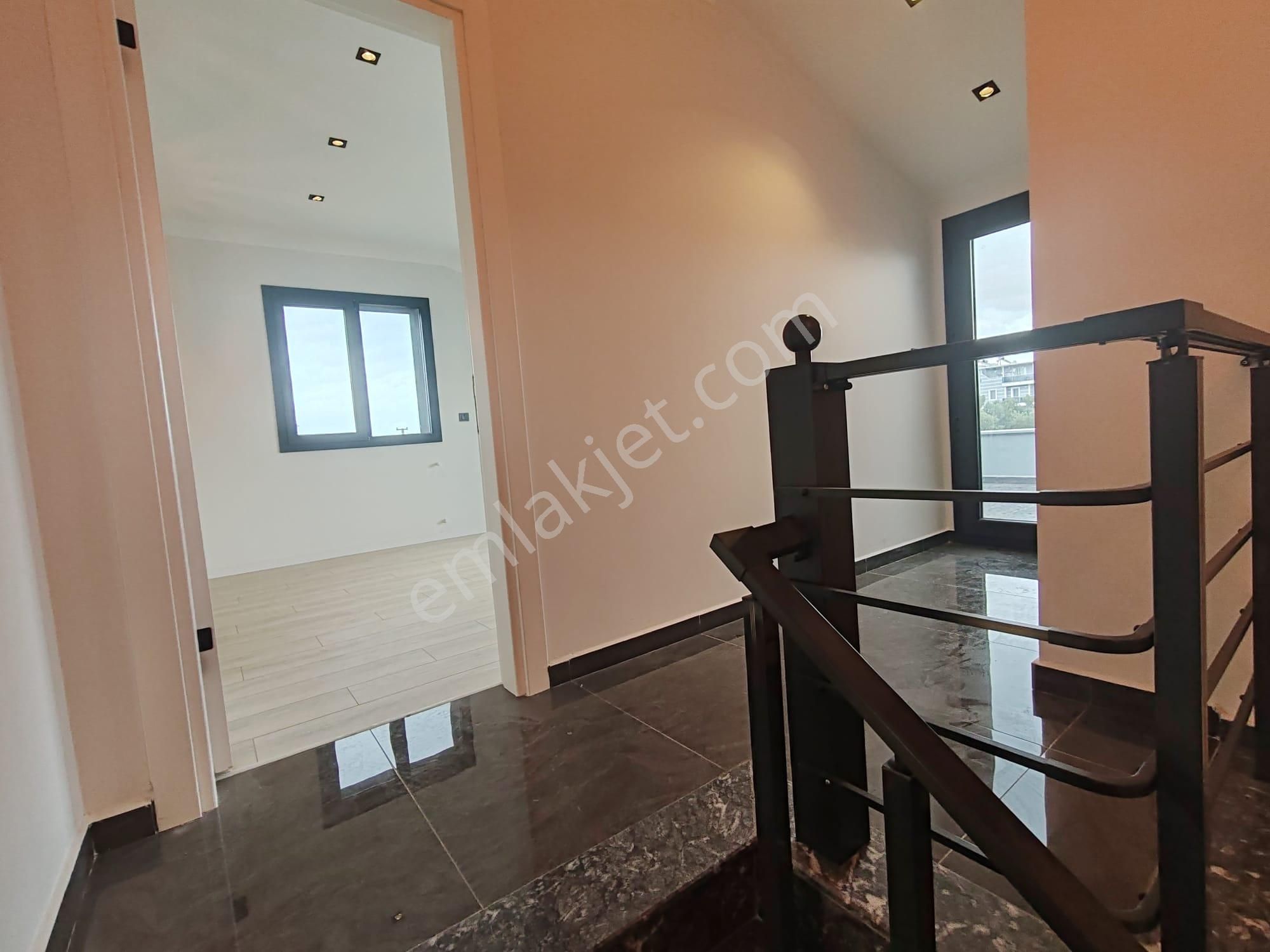 Didim Hisar'da 3+1 Tirpleks Fırsat Villa - Görsel 18